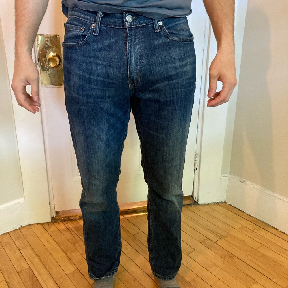 Levi’s jeans 541. Size: W32 L32